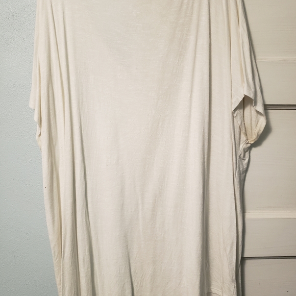 Shirt - Picture 3 of 3